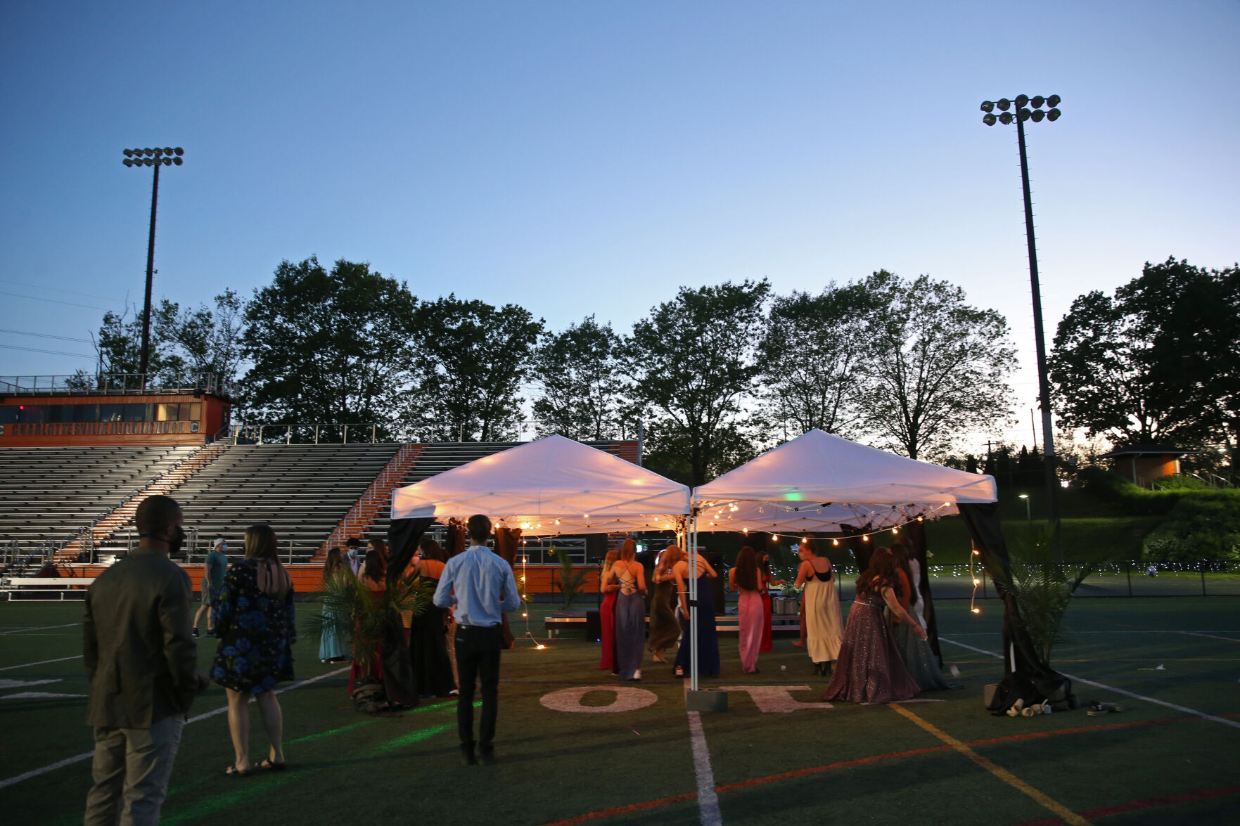 050121-cdp-news-chsprom171.JPG